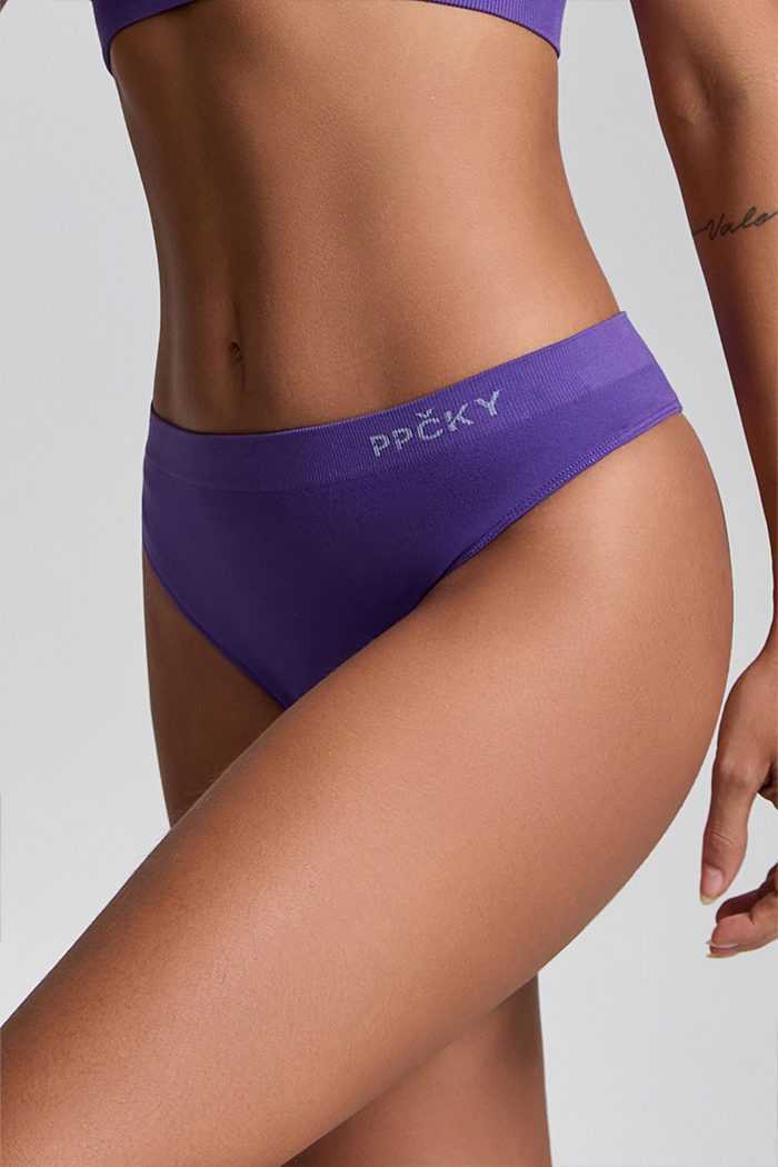 PPČKY SmoothLine Magdalénina odvaha Fialová Tanga 3 PPČKY SmoothLine Magdalénina odvaha Fialová Tanga - Obrázek 3